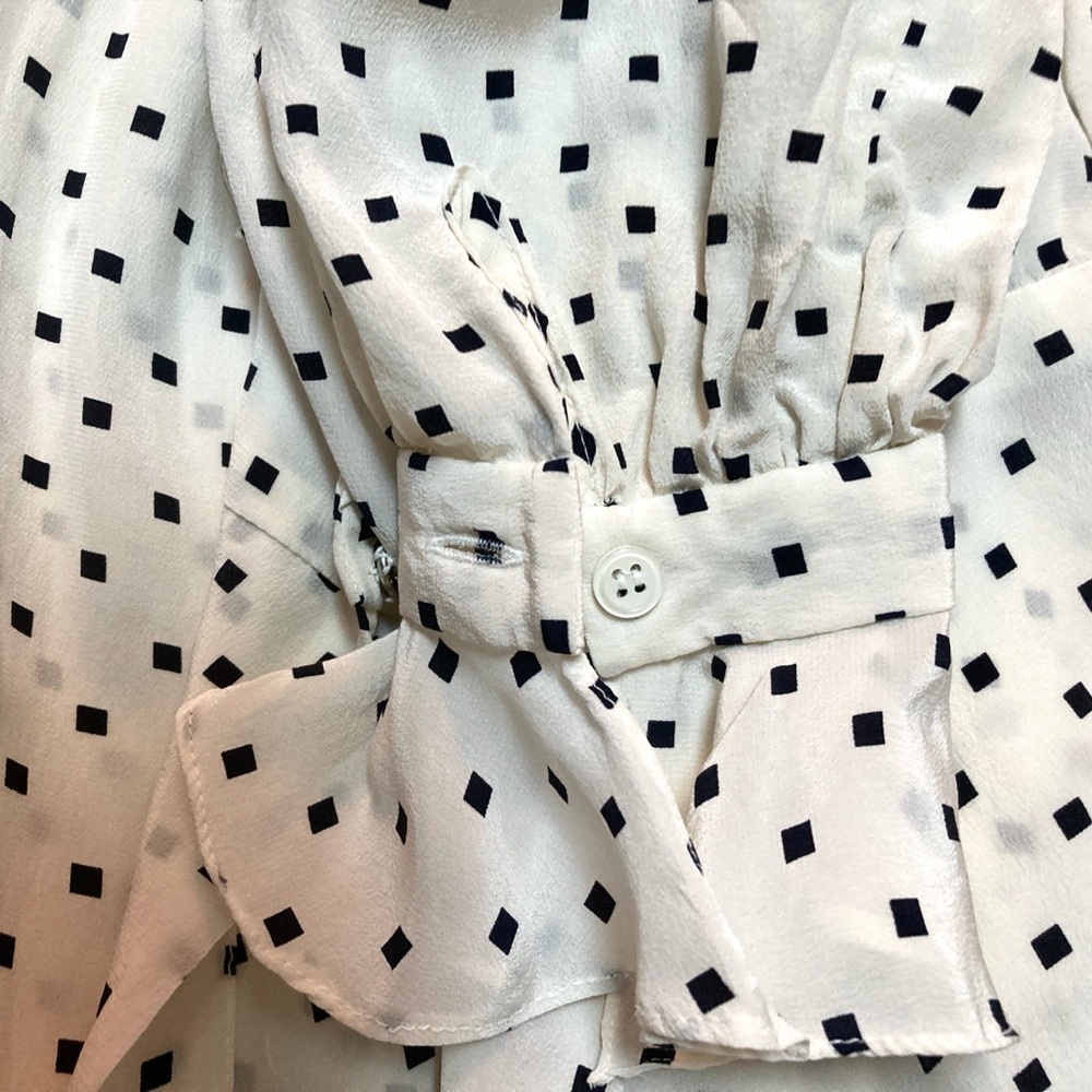 Evan Picone Silk Top Peplum white Black Euc 10 Classy - Picture 2 of 6